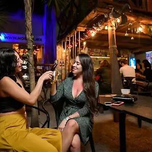  Hostel Mx 5th Avenue